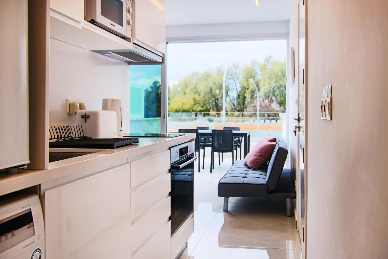 パ フォスPhaedrus Living - Seaside Luxury Flat Harbour 110アパートメント エクステリア 写真